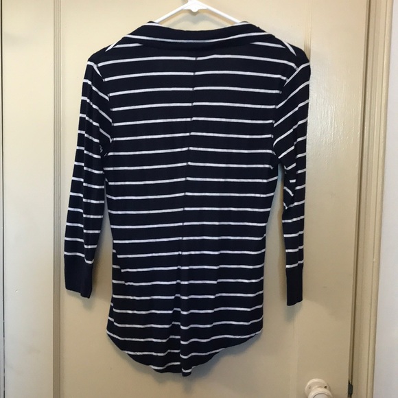 Express Top - Picture 2 of 2